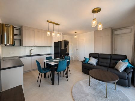 Balkon 27 m2 | Klimatyzacja | Komórka | Garaż - Photo 3