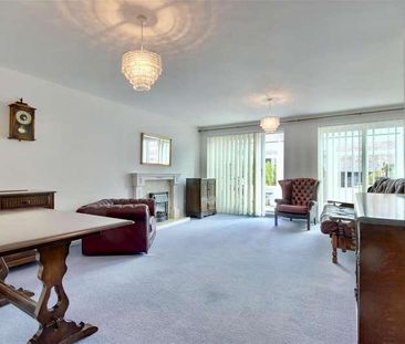 Newney Close, Portsmouth, PO2 - Photo 3