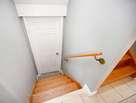 For Lease - 13 Marotta Avenue, Brampton, Ontario - Photo 2