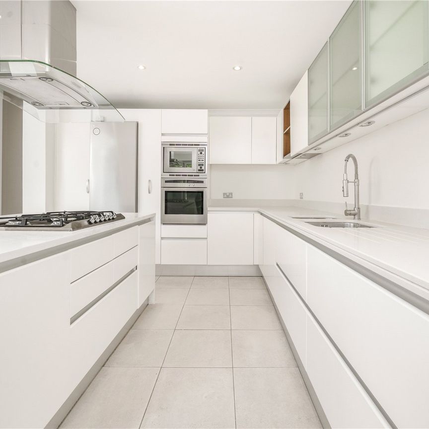 Anley Road, Brook Green, W14, London - Photo 1