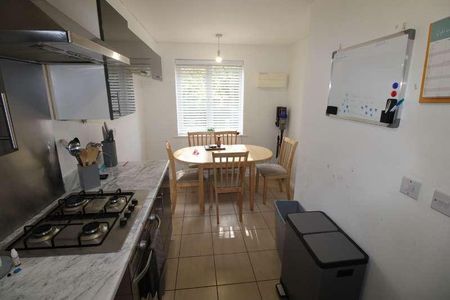 Balata Way, Staffordshire, Burton Upon Trent, DE13 - Photo 4