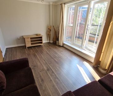 4 bedroom townhouse to rent - Photo 6