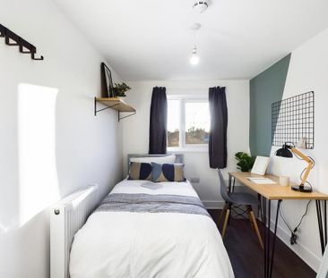 6 bedroom house to rent - Photo 3