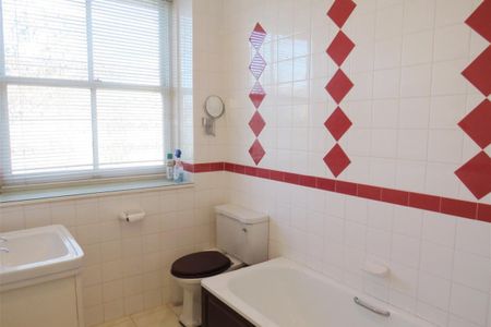 Eaton Gardens - Photo 5