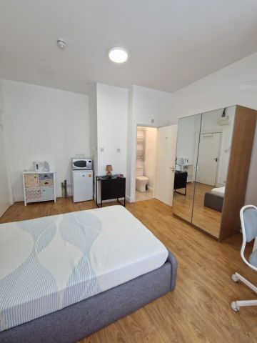 Room in a Shared House, Hardwicke Road, N13 - Photo 2