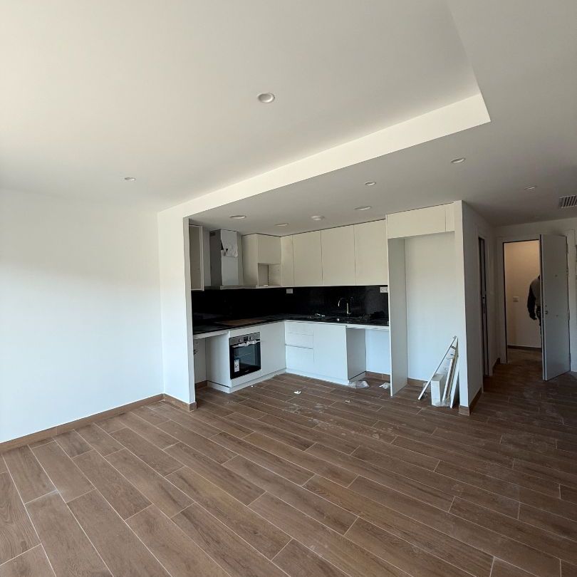 Planta baja de alquiler en Carrer Josep Roselló, 5, Tiana - Photo 1