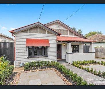 Stylish Home in a Vibrant Inner-City Locale - Photo 4