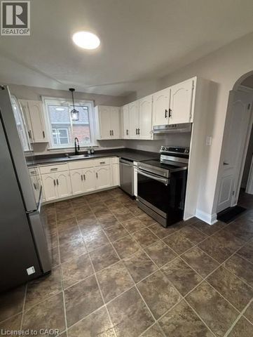 46 DELEVAN Crescent, Hamilton, Ontario, L9A4A7 - Photo 5