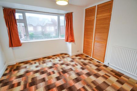 3 bedroom semi-detached house to rent - Photo 2