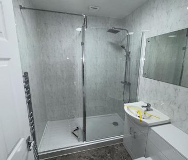 2 bedroom flat to rent - Photo 6