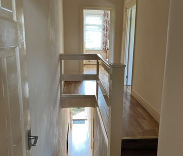 3 Bed Terraced House, Aveling Park Road, E17 - Photo 3