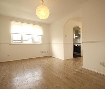 1 Bedroom Flat - Studio To Let - Photo 4