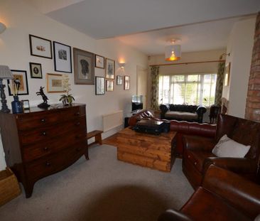 3 bedroom detached house to rent - Photo 3