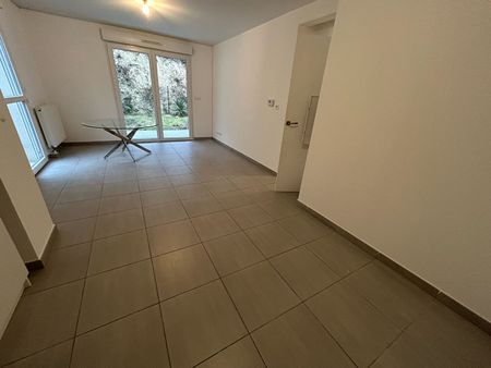 COTE BLEUE - LE ROVE 13740 TYPE 2 avec jardin et parking - Photo 3