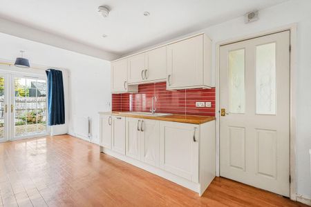 3 bedroom semi-detached house to rent - Photo 5