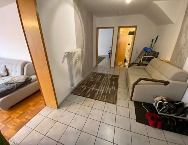 Helle Wohnung - frisch renoviert vor Einzug - Foto 1