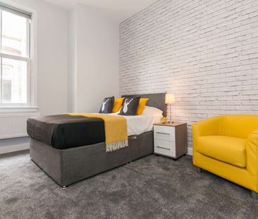 Alexandra Drive Room 6 (Double En-Suite) - Photo 1