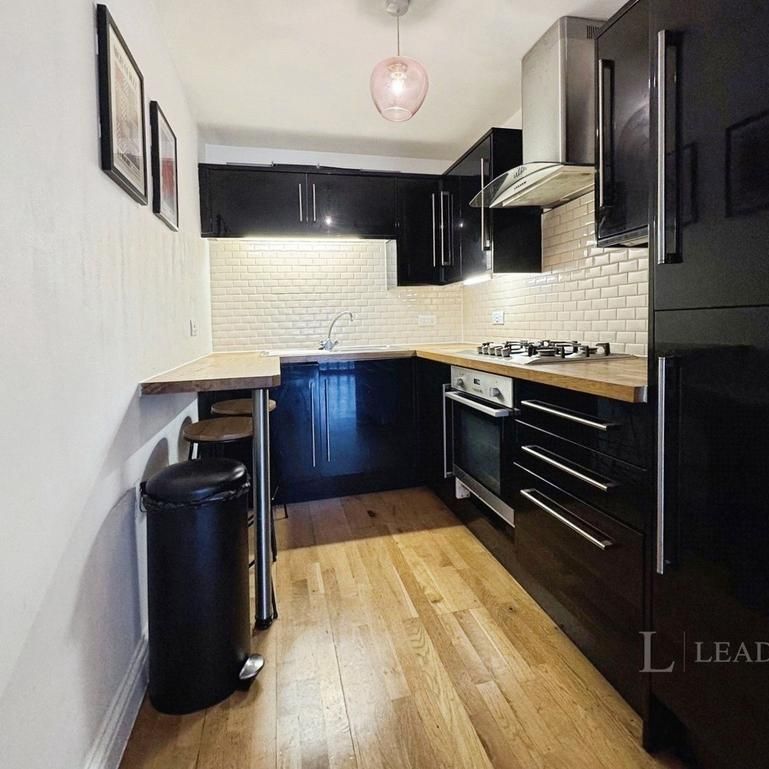 1 bedroom flat to rent - Photo 1