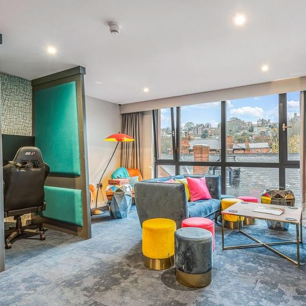 1 bedroom private hall to rent - Photo 1