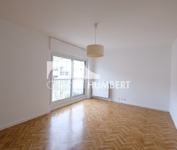 Location Appartement 2 pièces 49m² ST ETIENNE 42000 - Photo 2