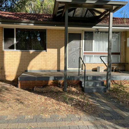 SECURE LIVING, AFFORDABLE LIVING, COSY HOME! - Photo 4