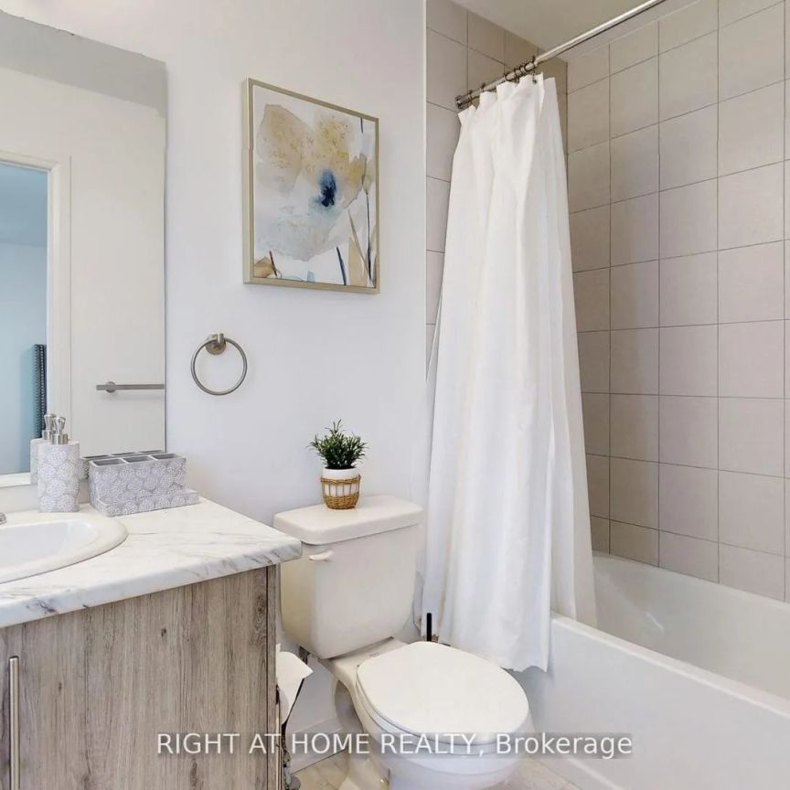 98 FAIRLANE AVENUE - Photo 1