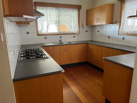 THREE BEDROOM HOME - Photo 4