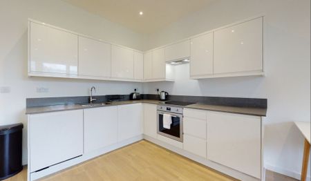 Savoy Court, Riverbank Way, London, TW8 - Photo 4