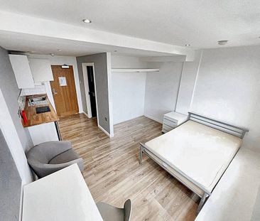 Studio to rent - Photo 5