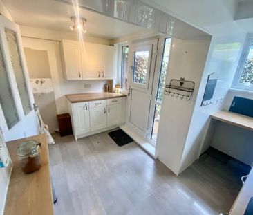 2 bedroom terraced house to rent - Photo 5