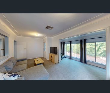 CHARMING HOME WITH TIMBER DECK - Photo 2