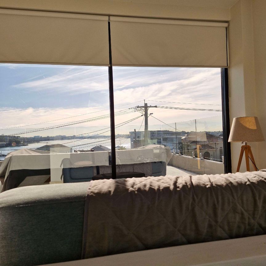 Sylvania Waters - Photo 1