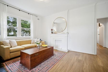 Elegant & Light Filled Home In Much-Desired Rose Bay Address - Photo 2