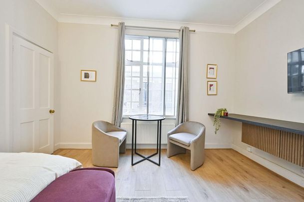 Maisonette to rent - Photo 1
