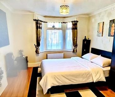 Room in a Shared House, Stanley Road, IG1 - Photo 4