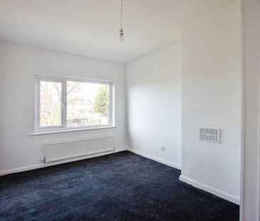 Birkwood Avenue, Barnsley, Cudworth - Photo 6