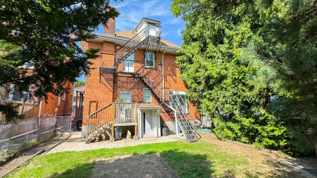 For Lease - 11 Eastbourne Avenue Unit# 2, Hamilton, Ontario - Photo 1