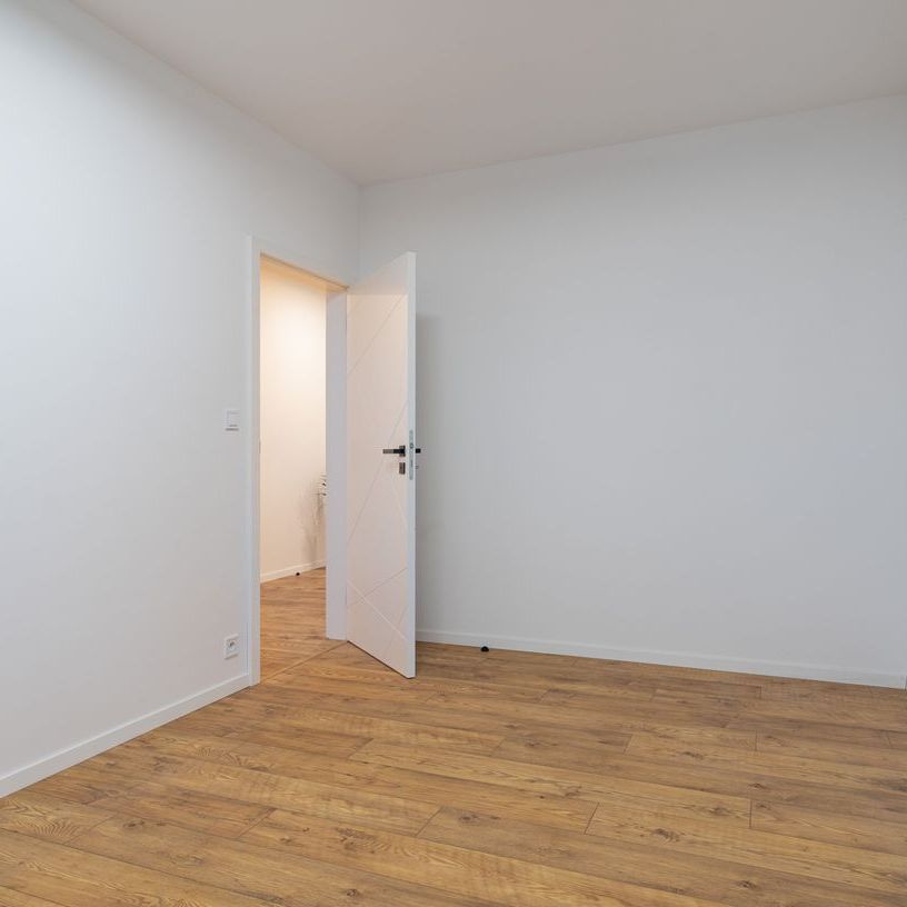 PRENÁJOM - ZARIADENÝ 3 IZB. BYT pri JAZERE 90m2 (2xBALKÓN), KOŠICE, BUKOVECKÁ, PARKOVACIE MIESTO - Photo 1