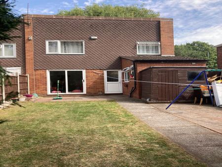 2 bedroom terraced house to rent - Photo 2