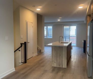 For Lease - 27 Lewis Craigie Lane, Richmond Hill, Ontario - Photo 5