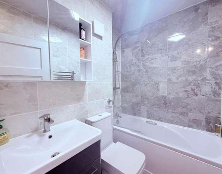 Muirfield Close, Reading, RG1 - Photo 5