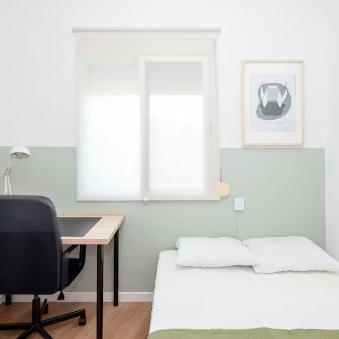 Carrer de Rodrigo de Pertegás, Valencia, Valencian Community 46023 - Foto 1