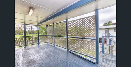 Perfect Family Home in Hodges Street! - Photo 3