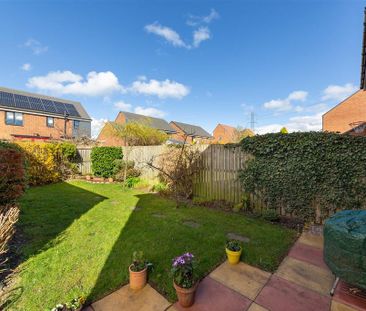 3 bedroom detached house to rent - Photo 2