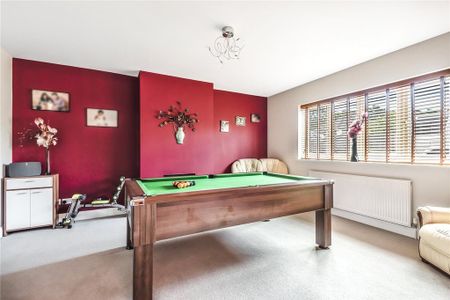 4 bedroom detached house to rent - Photo 4
