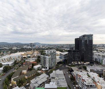 2311/15 Manning Street, South Brisbane, Qld 4101 - Photo 5