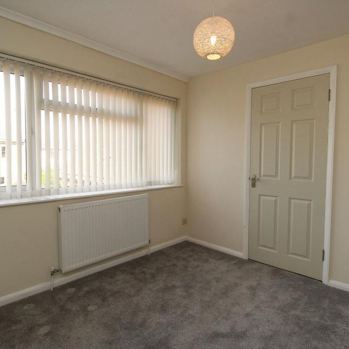 4 bedroom detached house to rent - Photo 1