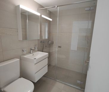 Moderne 2.5-Zimmerwohnung mit top Aussicht - Photo 6