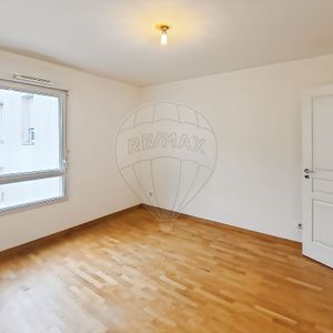Location Appartement 2 pièces 43m² NANTES 44100 - Photo 2
