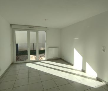 Location Appartement 2 pièces 41m² AUCAMVILLE 31140 - Photo 1